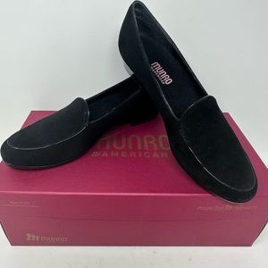 Munro American Mallory Black Suede Loafer Sz 8.5 Water Resistant $200 W/Box